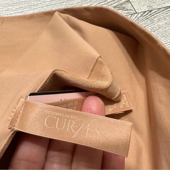 VICTORIA’S SECRET CURVES SEAMLESS HIGH WAIST TUMMY CONTROL NUDE THONG PANTY NWT - Picture 5 of 5